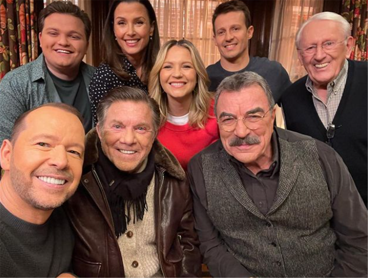 Photo of ‘Blue Bloods’ Star Donnie Walhberg Reveals Major Tom Selleck News On Instagram